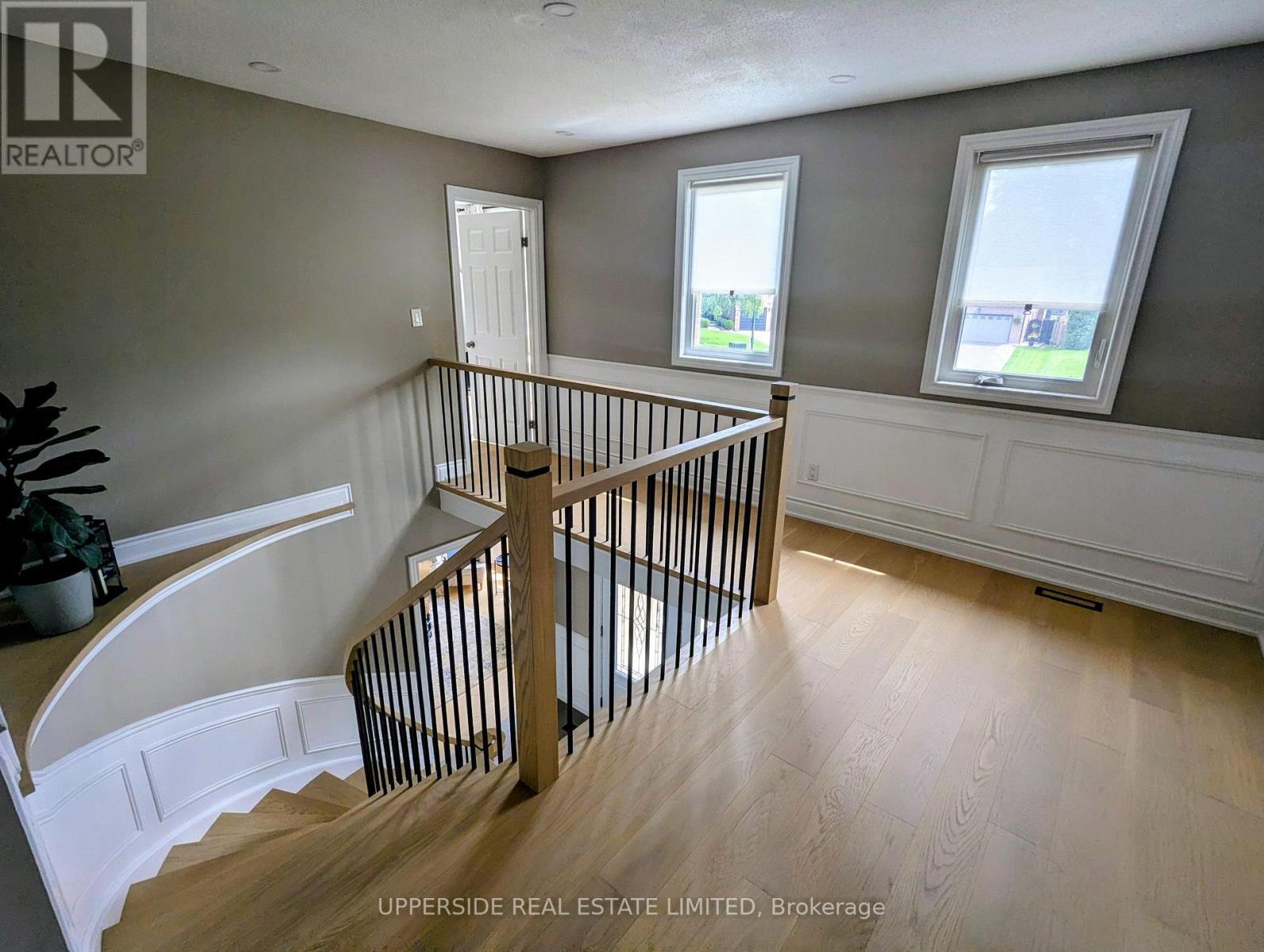 1055 Easthill Court, Newmarket, Ontario L3Y 5V4 - Photo 9 - N13707322