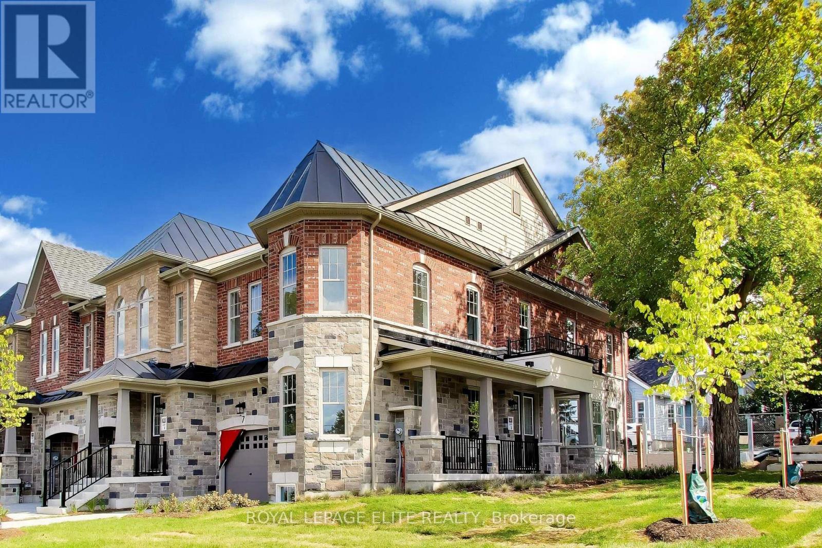 7 DENNISON STREET S, King, Ontario