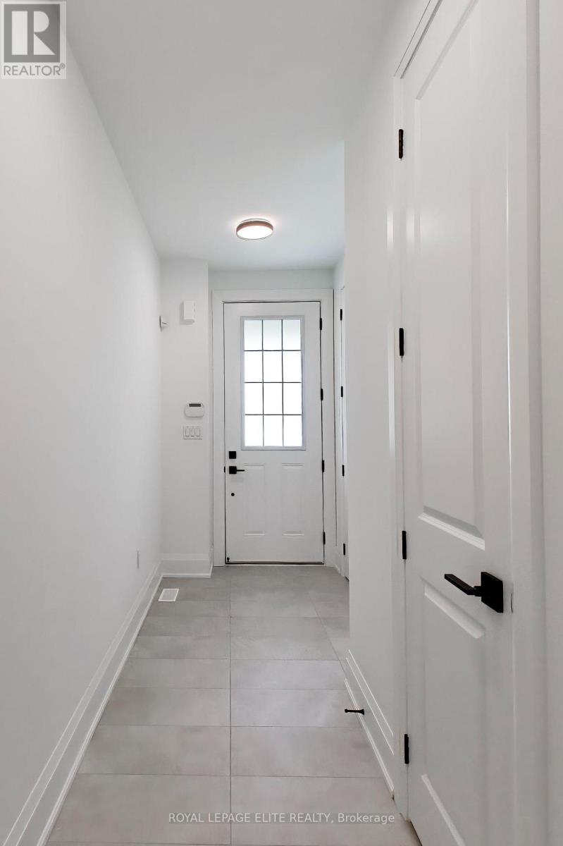 11 Dennison Street S, King, Ontario  L7B 1G2 - Photo 5 - N13707338