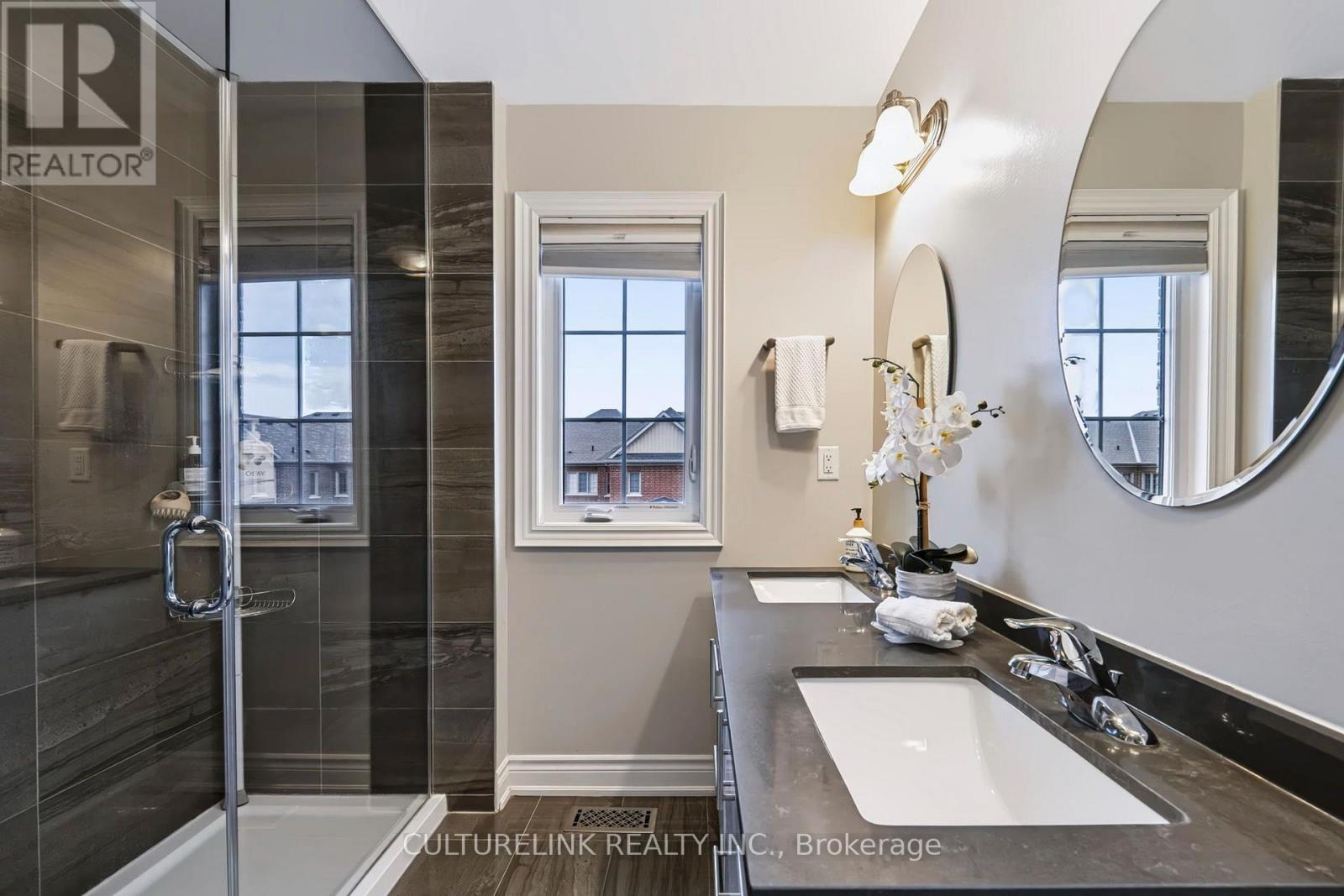 89 Sharonview Crescent, East Gwillimbury, Ontario L9N 0S5 - Photo 14 - N13707478
