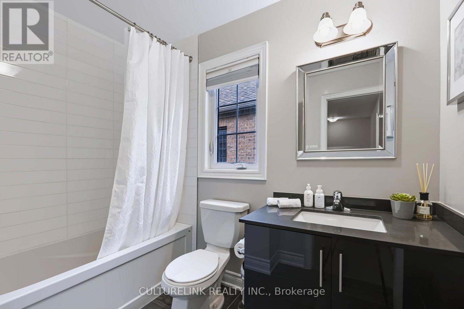 89 Sharonview Crescent, East Gwillimbury, Ontario L9N 0S5 - Photo 18 - N13707478