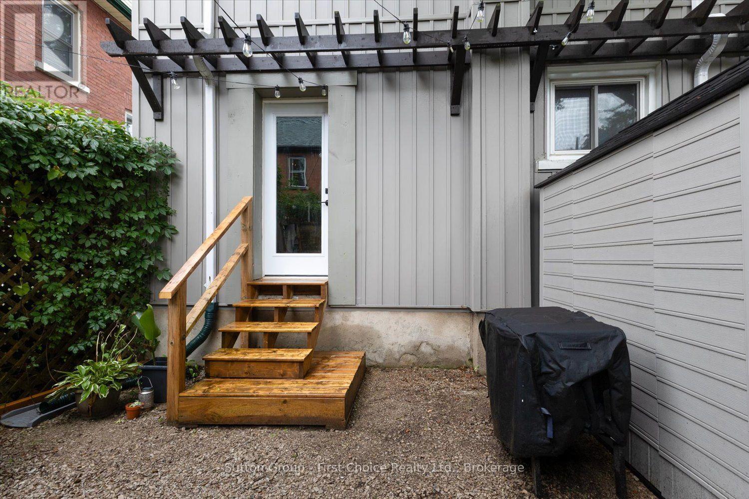 222 Brunswick Street, Stratford, Ontario  N5A 3M4 - Photo 37 - X13707036