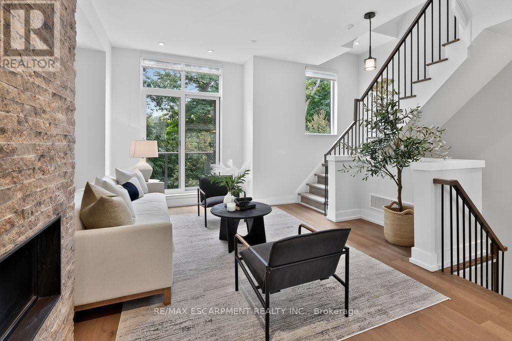 21 Godfreys Lane, Mississauga, Ontario  L5H 2T1 - Photo 16 - W13707246