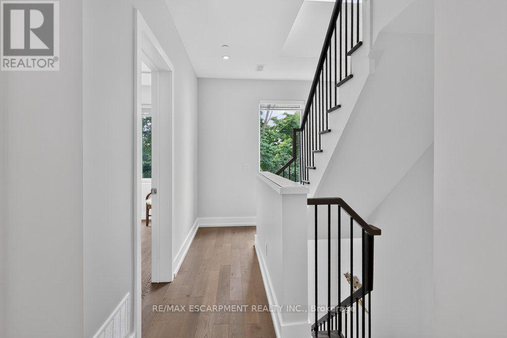 21 Godfreys Lane, Mississauga, Ontario  L5H 2T1 - Photo 26 - W13707246