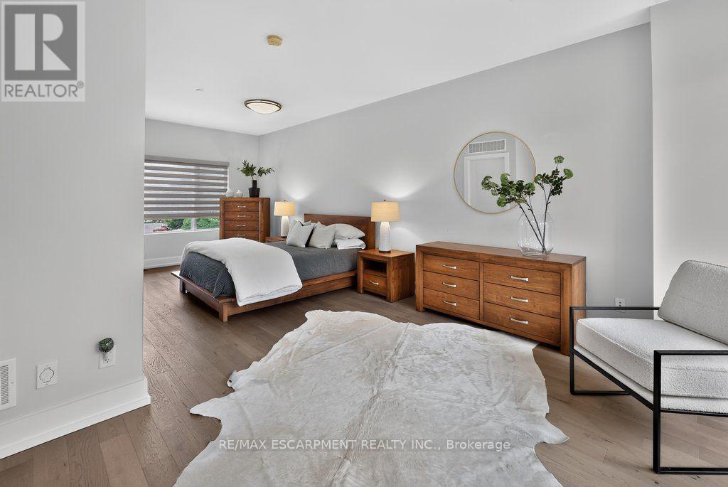 21 Godfreys Lane, Mississauga, Ontario  L5H 2T1 - Photo 27 - W13707246