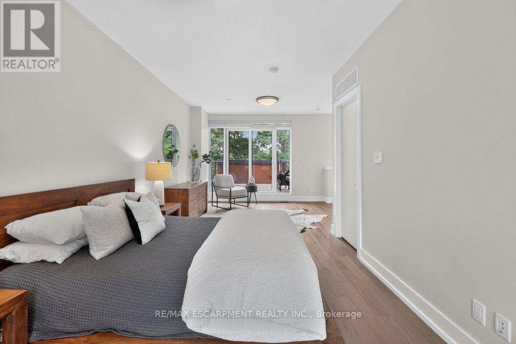 21 Godfreys Lane, Mississauga, Ontario  L5H 2T1 - Photo 28 - W13707246