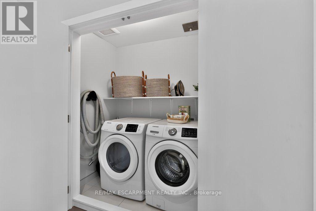 21 Godfreys Lane, Mississauga, Ontario  L5H 2T1 - Photo 33 - W13707246