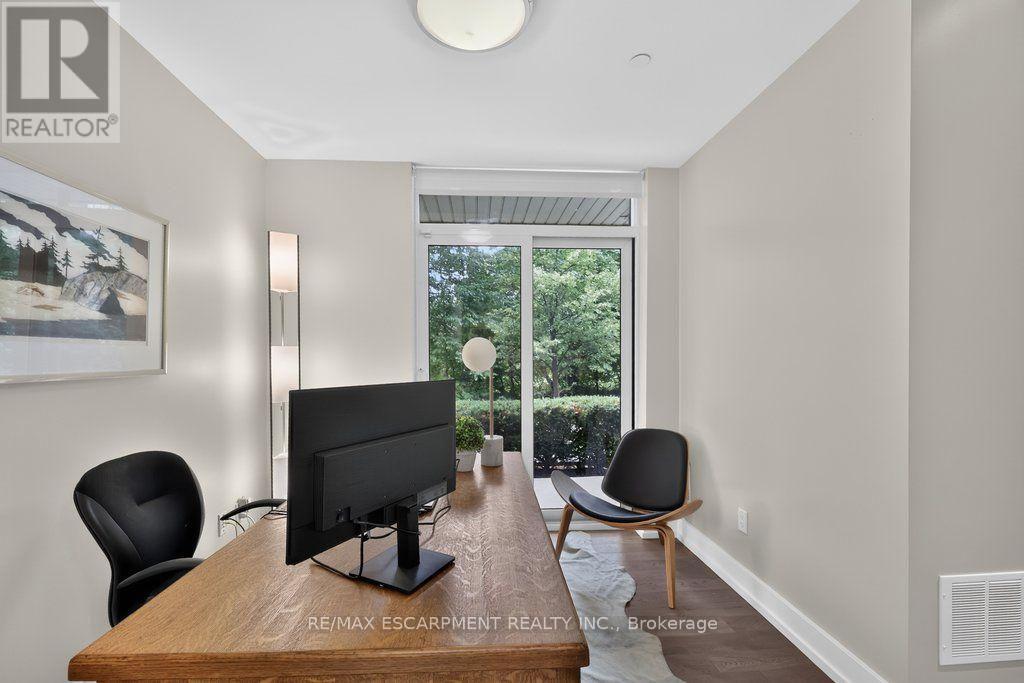 21 Godfreys Lane, Mississauga, Ontario  L5H 2T1 - Photo 6 - W13707246