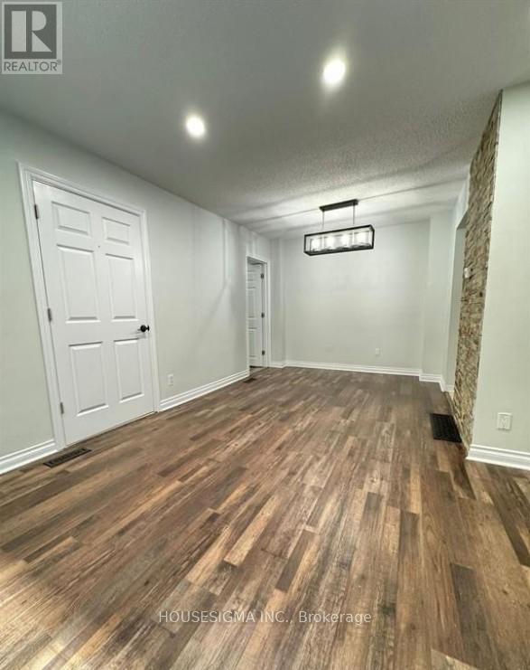 1 - 659 Roselaire Trail, Mississauga, Ontario  L5R 3C6 - Photo 5 - W13707288