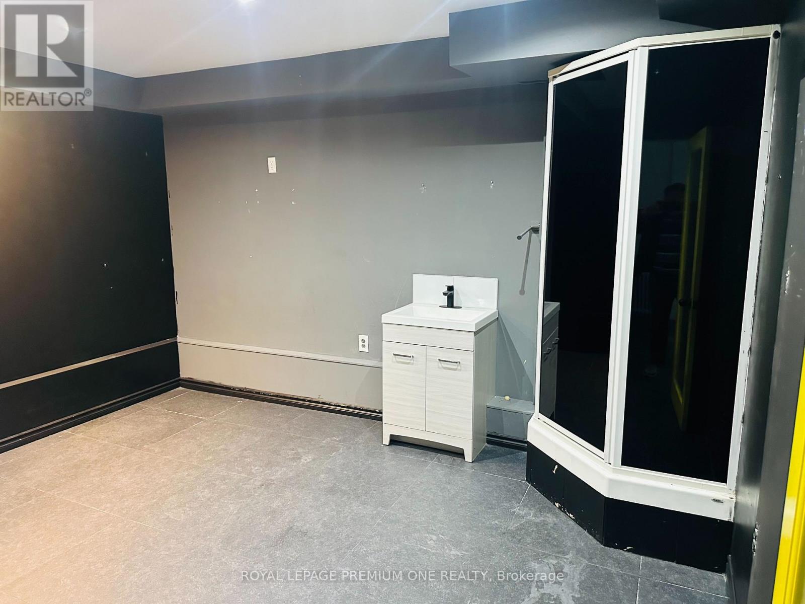 #2 - 783 Lawrence Avenue, Toronto, Ontario  M6A 1C2 - Photo 3 - W13707292
