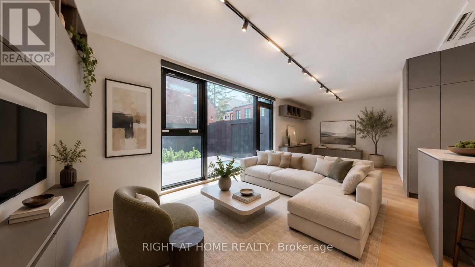 127 Glenlake Avenue, Toronto, Ontario  M6P 1E6 - Photo 3 - W13707346