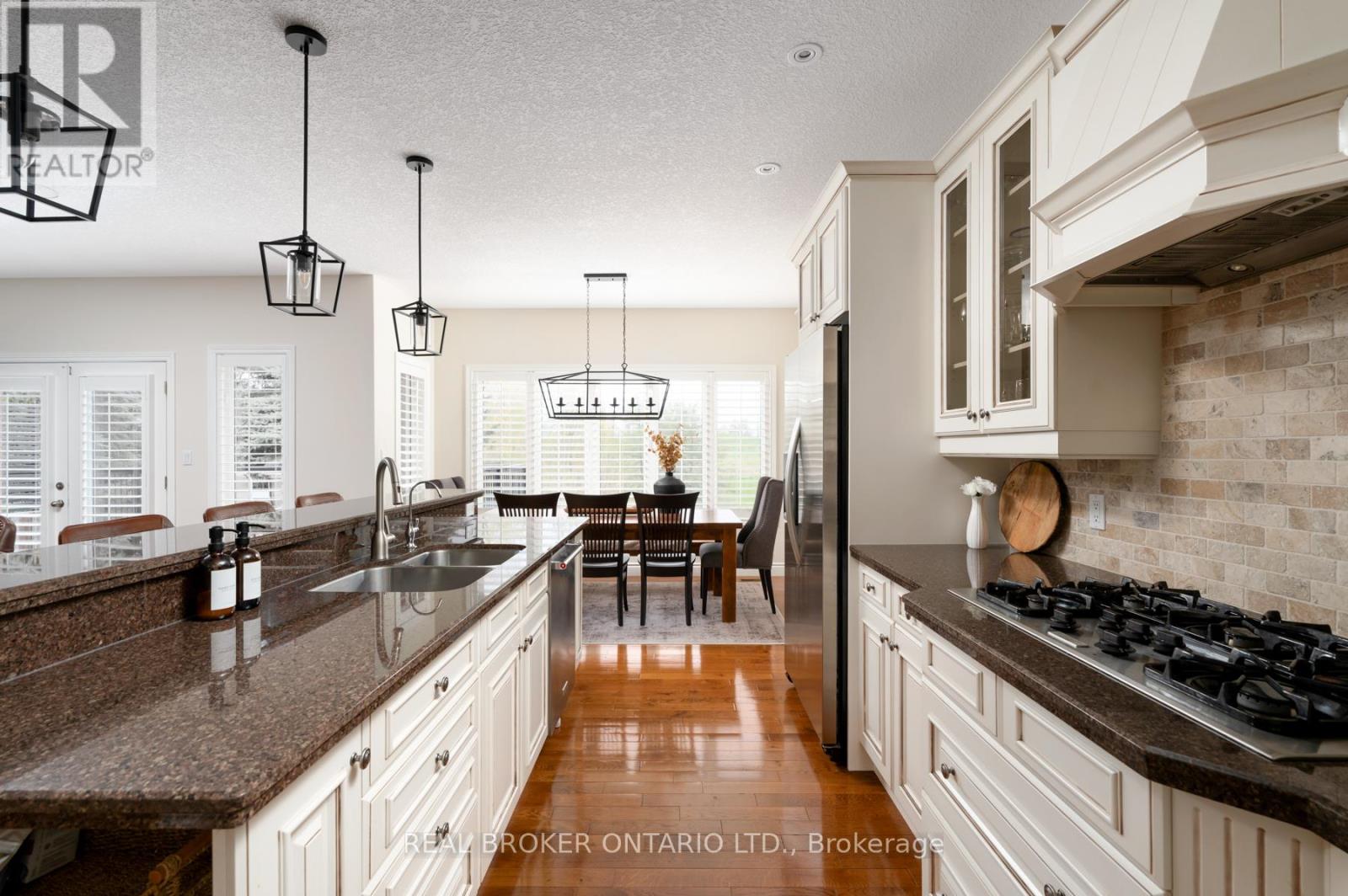 9 Allison Court, Halton Hills, Ontario  L7G 4S4 - Photo 12 - W13707456