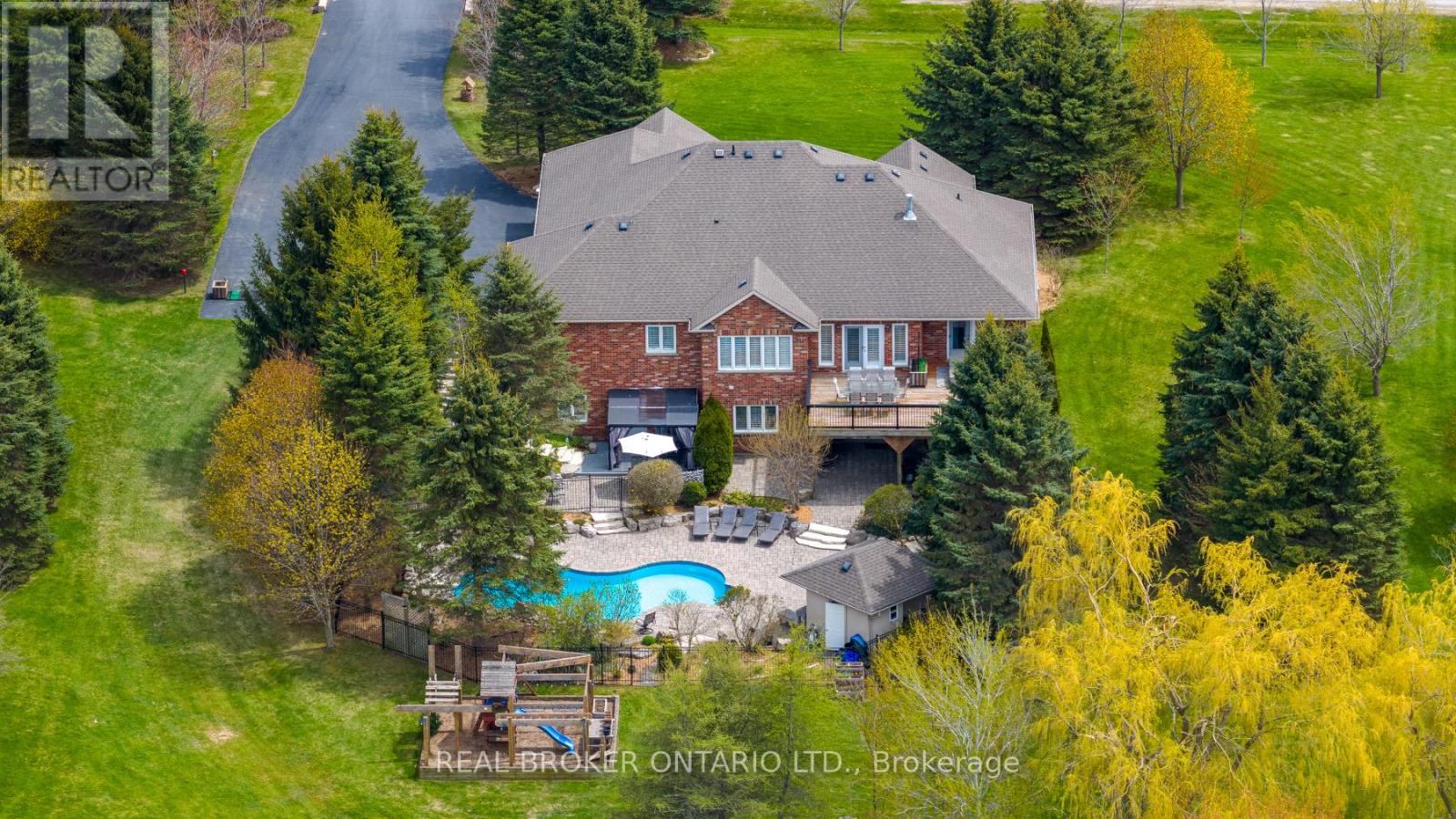 9 Allison Court, Halton Hills, Ontario  L7G 4S4 - Photo 2 - W13707456