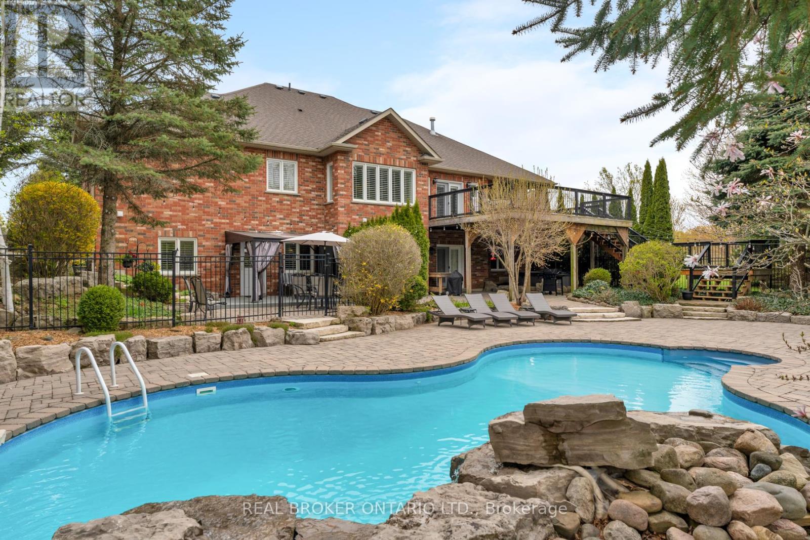 9 Allison Court, Halton Hills, Ontario  L7G 4S4 - Photo 34 - W13707456