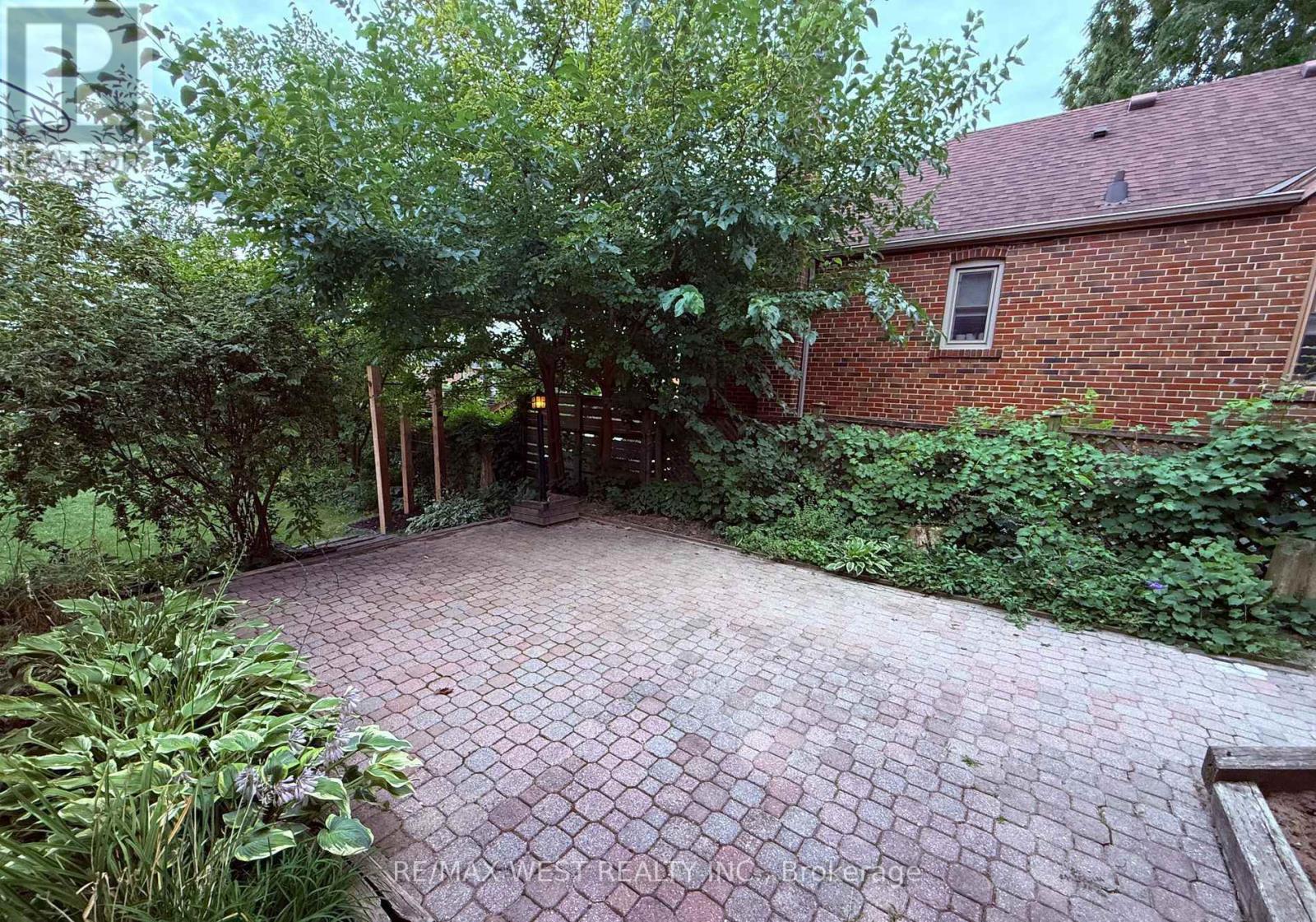 Basement - 81 Freemont Avenue, Toronto, Ontario  M9P 2W7 - Photo 11 - W13707458