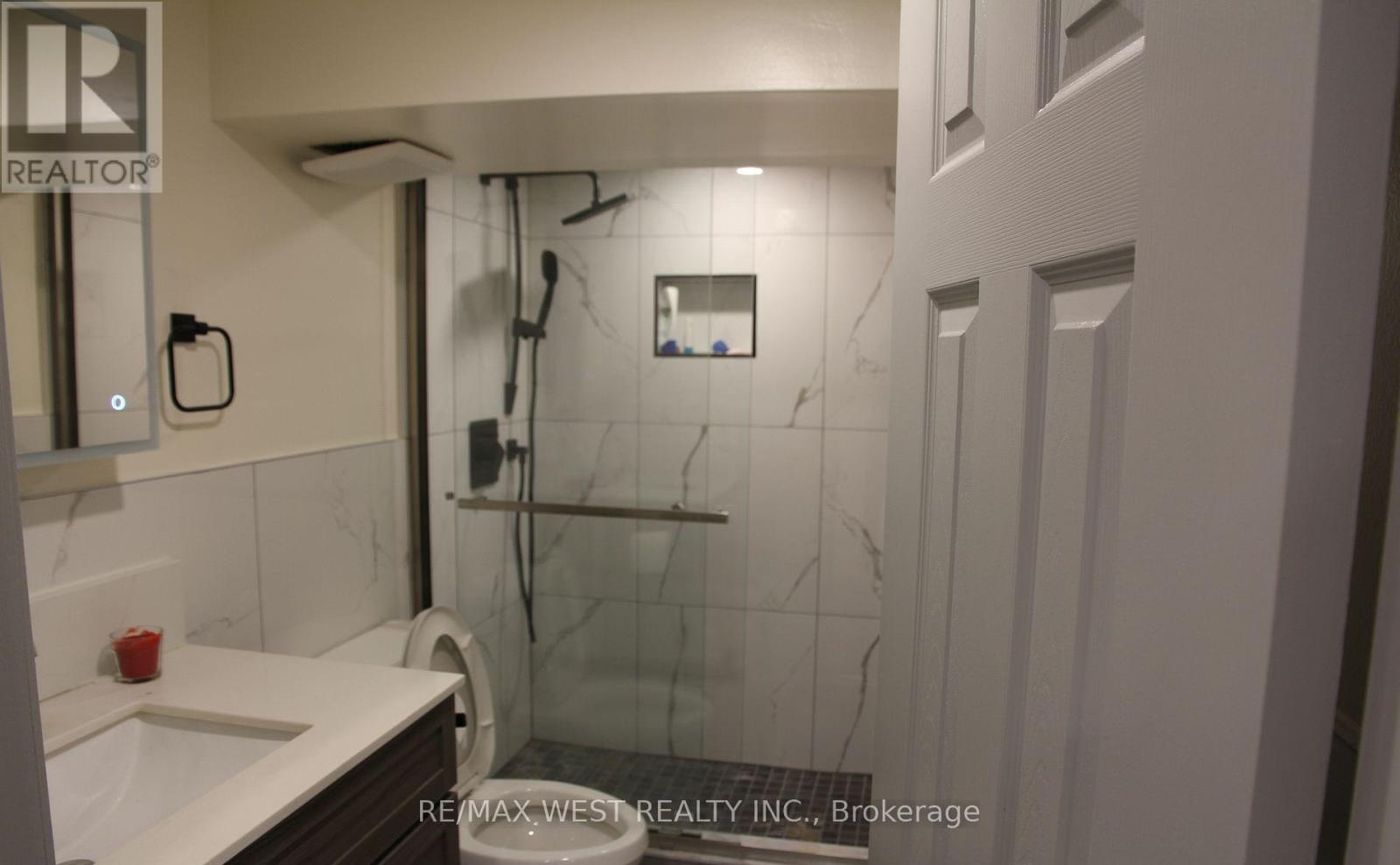Basement - 81 Freemont Avenue, Toronto, Ontario  M9P 2W7 - Photo 7 - W13707458