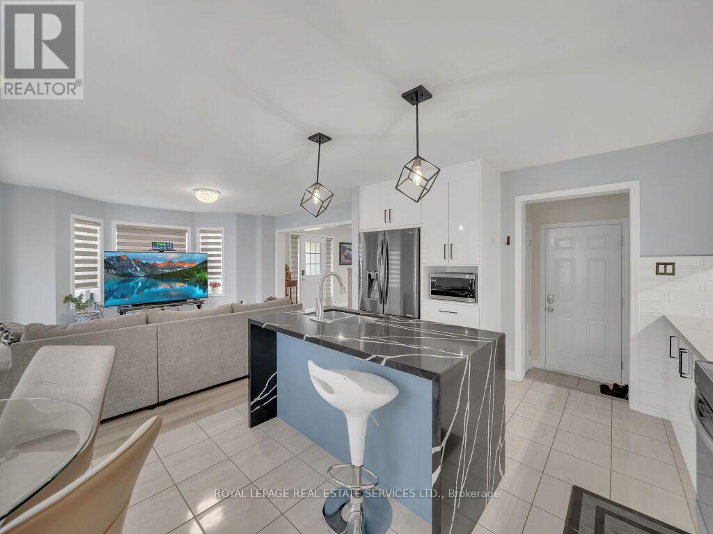 61 Rockbrook Trail, Brampton, Ontario  L7A 4H9 - Photo 16 - W13707468