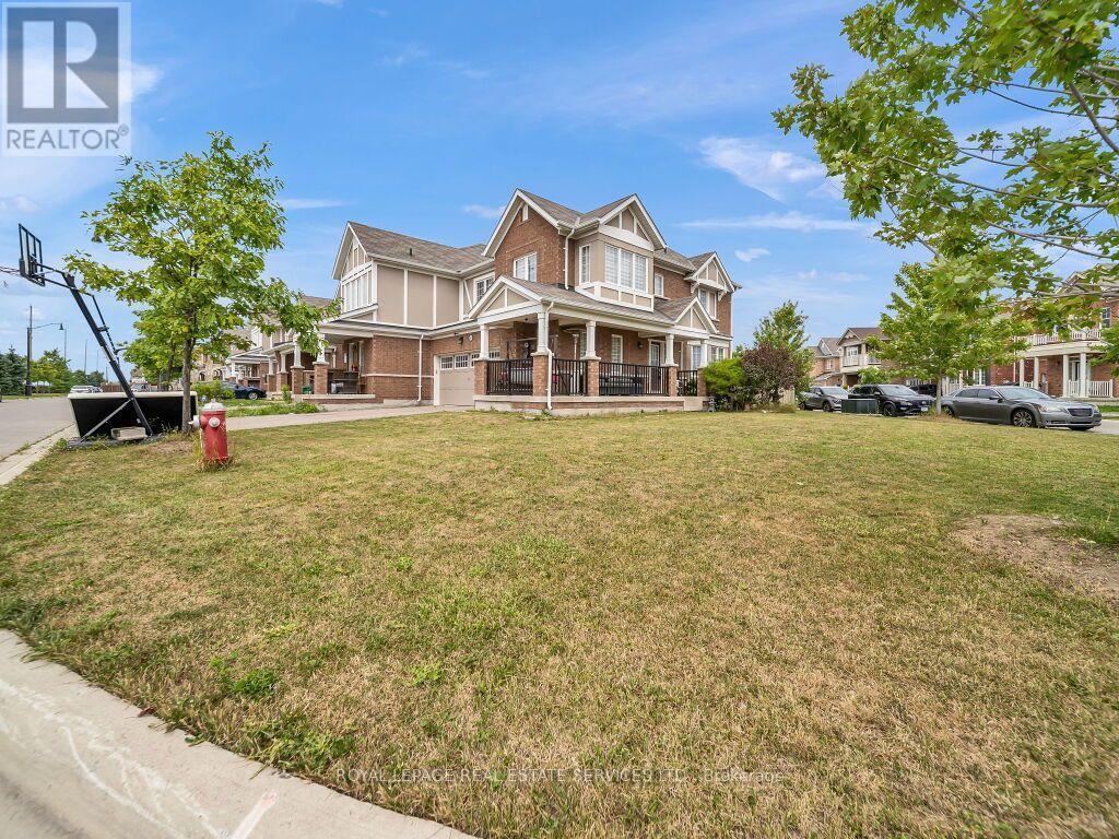 61 Rockbrook Trail, Brampton, Ontario  L7A 4H9 - Photo 2 - W13707468