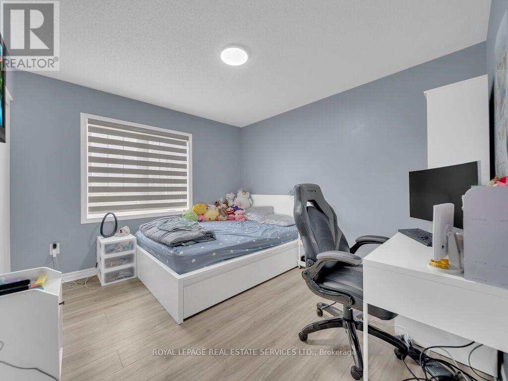 61 Rockbrook Trail, Brampton, Ontario  L7A 4H9 - Photo 25 - W13707468