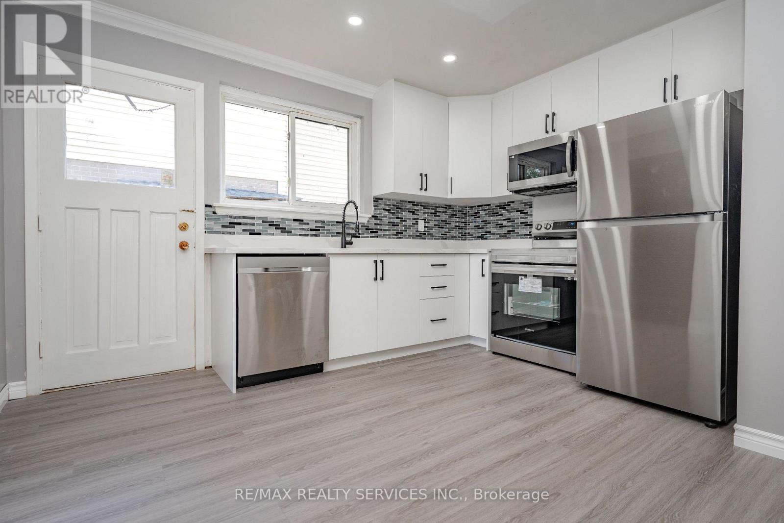 Upper Level - 23 Fidelia Crescent, Brampton, Ontario  L6T 3P7 - Photo 14 - W13707498