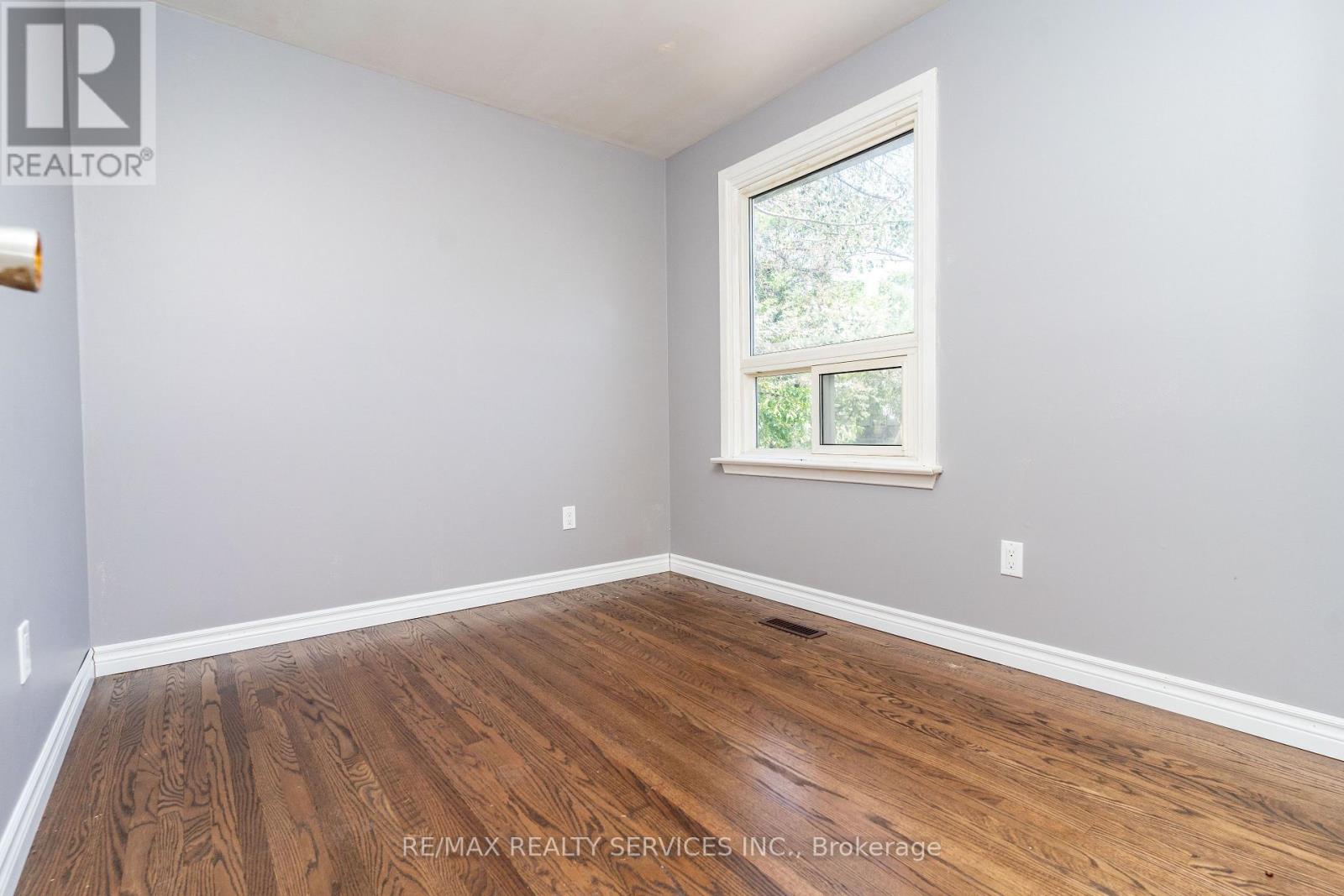 Upper Level - 23 Fidelia Crescent, Brampton, Ontario  L6T 3P7 - Photo 25 - W13707498