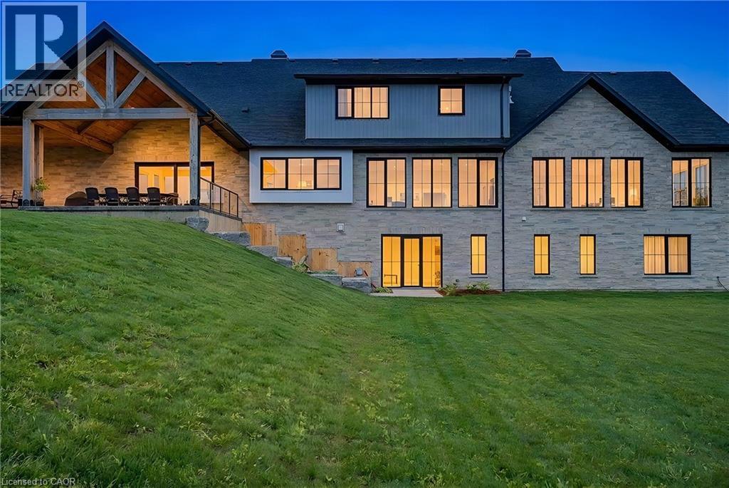 742 Country Squire Road, Waterloo, Ontario  N2J 4G8 - Photo 1 - 40857303