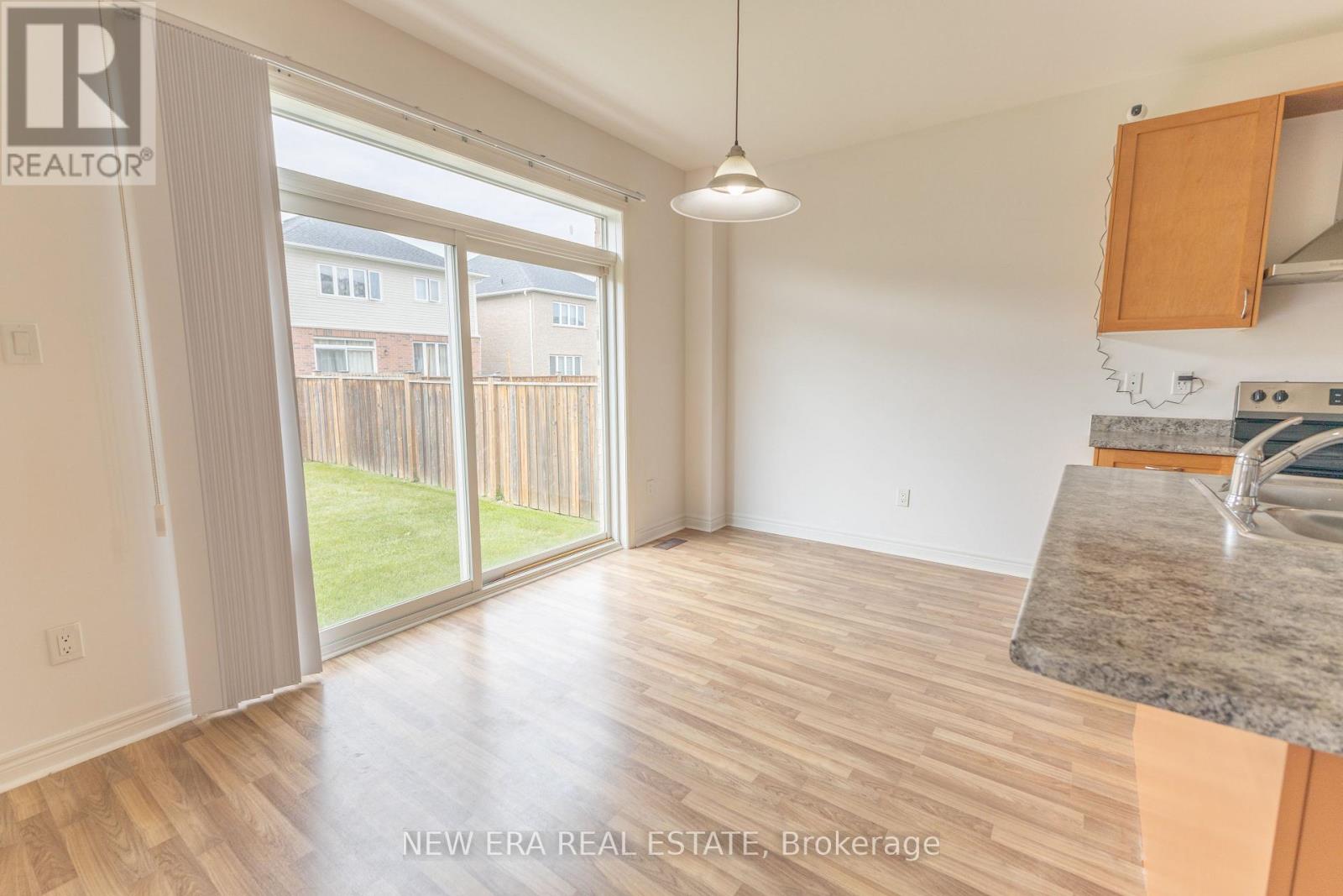 77 Barlow Place, Brant, Ontario  N3L 0H1 - Photo 4 - X13707280
