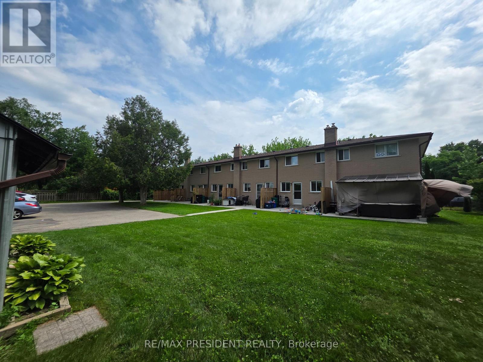 564 Brookhaven Crescent, Waterloo, Ontario  N2L 4R7 - Photo 46 - X13707380