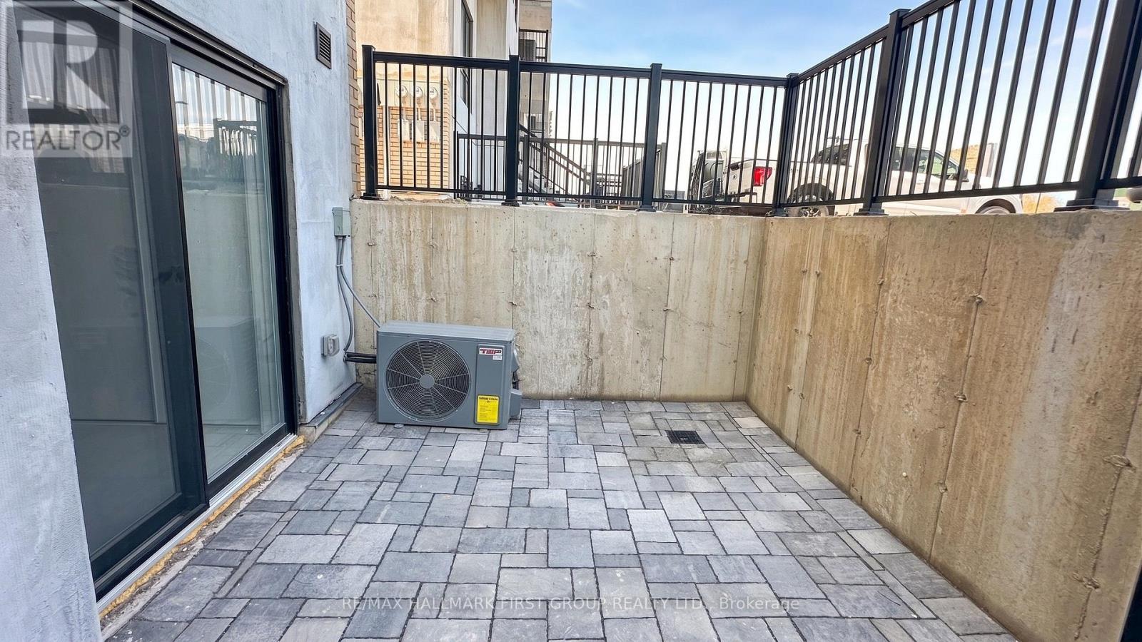 P32 - 25 Palace Street, Kitchener, Ontario  N2E 3M6 - Photo 18 - X13707400