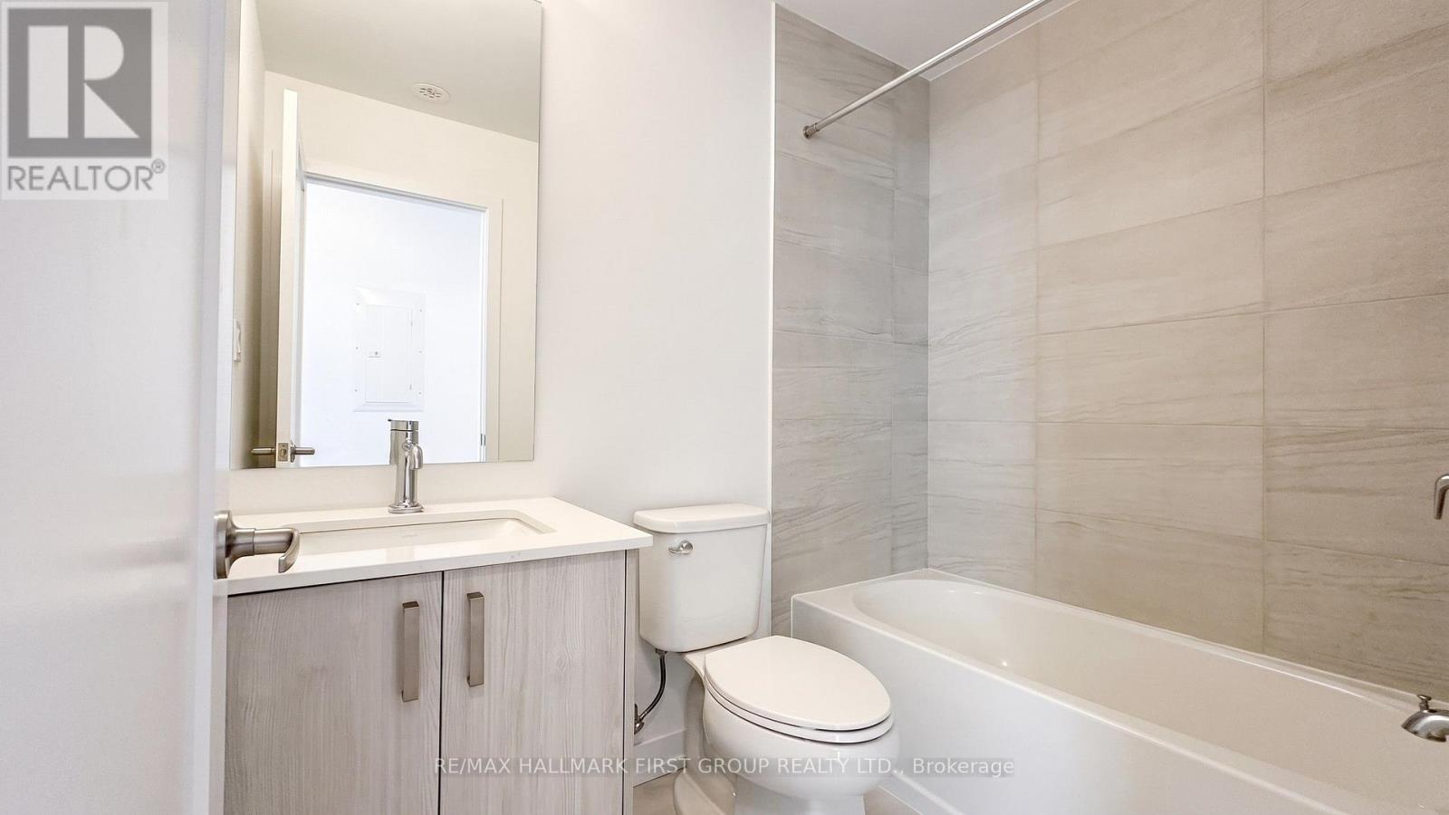P32 - 25 Palace Street, Kitchener, Ontario  N2E 3M6 - Photo 9 - X13707400