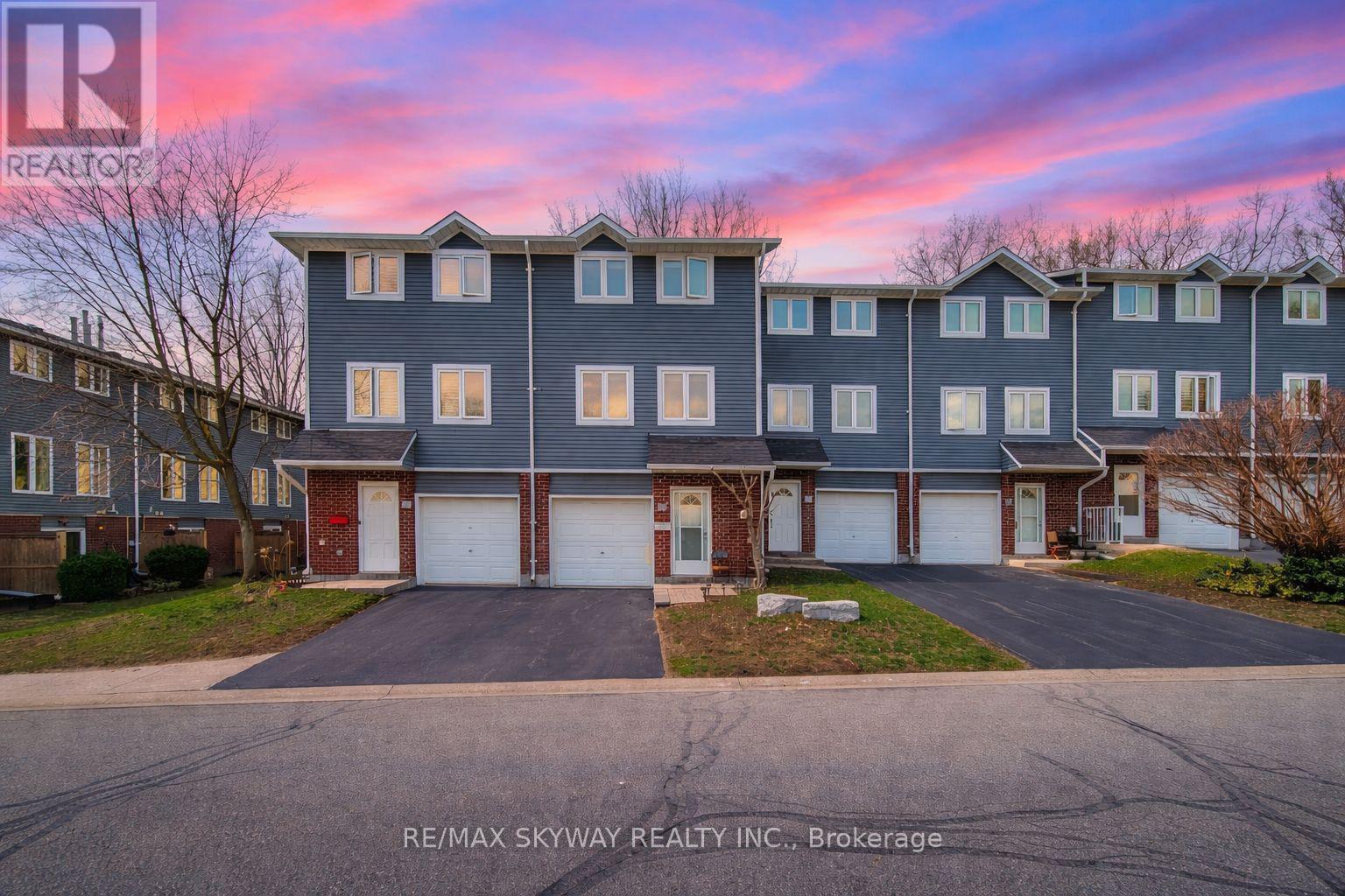 B - 56 Harris Avenue, Brantford, Ontario  N3R 2E9 - Photo 3 - X13707450