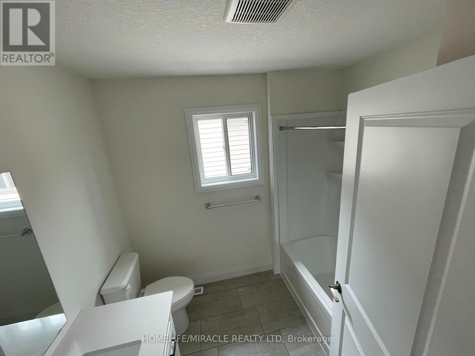 167 Byers Street, London South, Ontario  N6L 0J2 - Photo 7 - X13707500