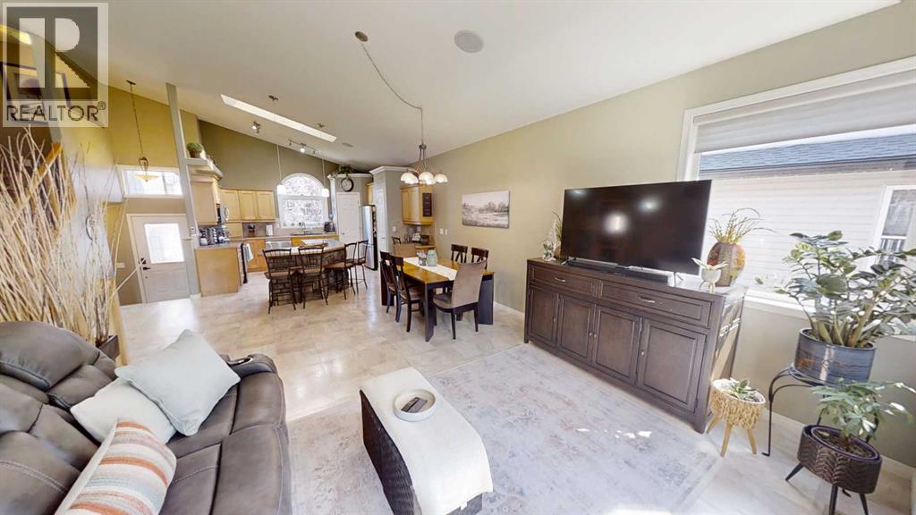 64 Riverwood Manor W, Lethbridge, Alberta  T1K 7Y2 - Photo 12 - A2338267