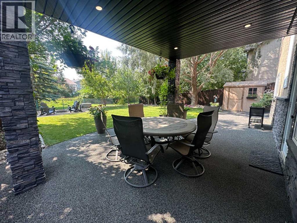 64 Riverwood Manor W, Lethbridge, Alberta  T1K 7Y2 - Photo 4 - A2338267