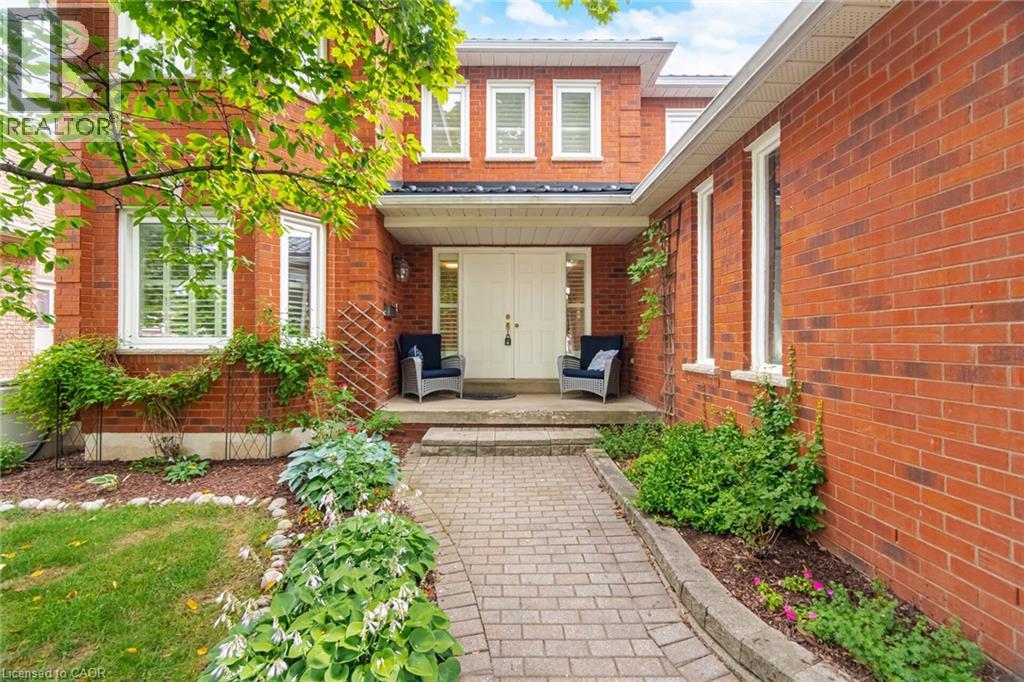 5640 Turney Drive, Mississauga, Ontario  L5M 4Y9 - Photo 2 - 40851527