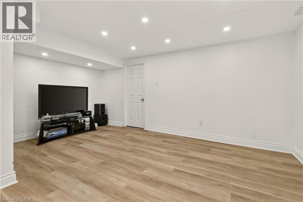 215 Burloak Drive, Oakville, Ontario  L6L 6T6 - Photo 34 - 40851961