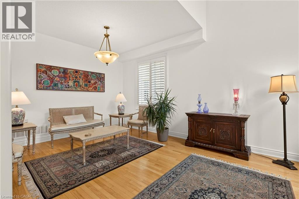 215 Burloak Drive, Oakville, Ontario  L6L 6T6 - Photo 7 - 40851961