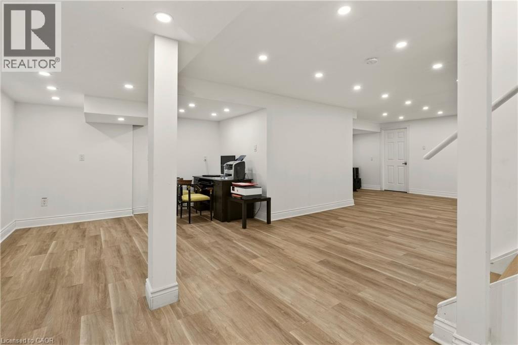 215 Burloak Drive, Oakville, Ontario  L6L 6T6 - Photo 38 - 40851961