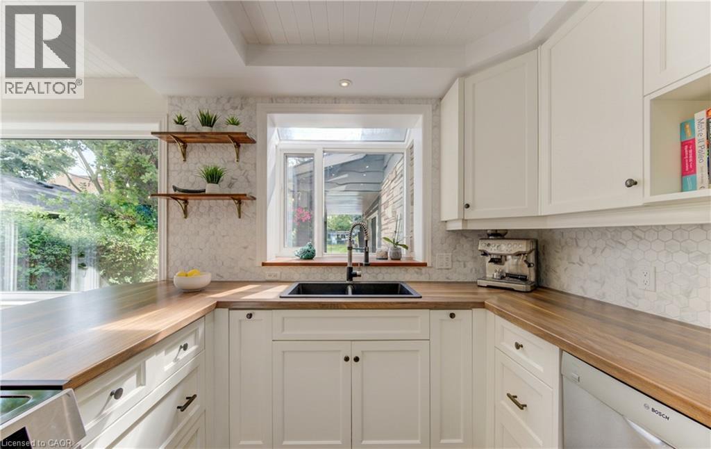 31 Edmund Road, Kitchener, Ontario  N2H 1J5 - Photo 15 - 40854207