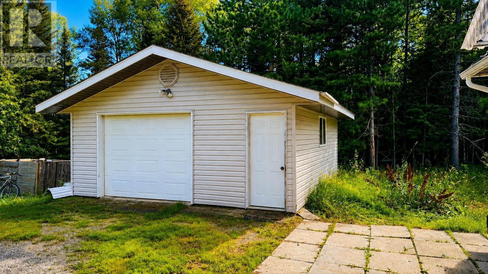 170 Hazelwood Dr, Thunder Bay, Ontario  P7G 1Y4 - Photo 34 - TB2602486