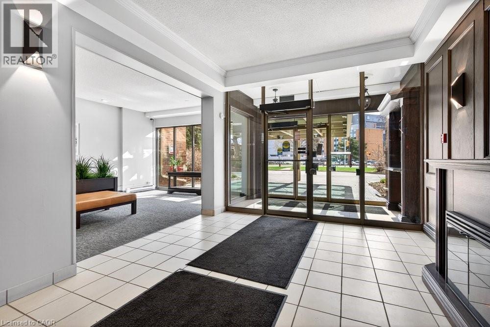 1225 North Shore Boulevard E Unit# 710, Burlington, Ontario  L7S 1Z6 - Photo 3 - 40840415