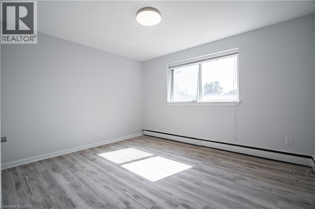 2161 Ghent Avenue Unit# 7, Burlington, Ontario  L7R 1Y6 - Photo 13 - 40841954