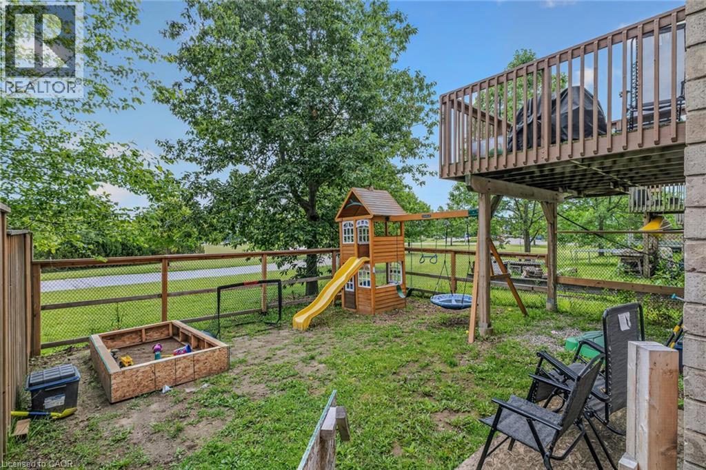 571 Champlain Avenue, Woodstock, Ontario  N4V 0A6 - Photo 29 - 40842673