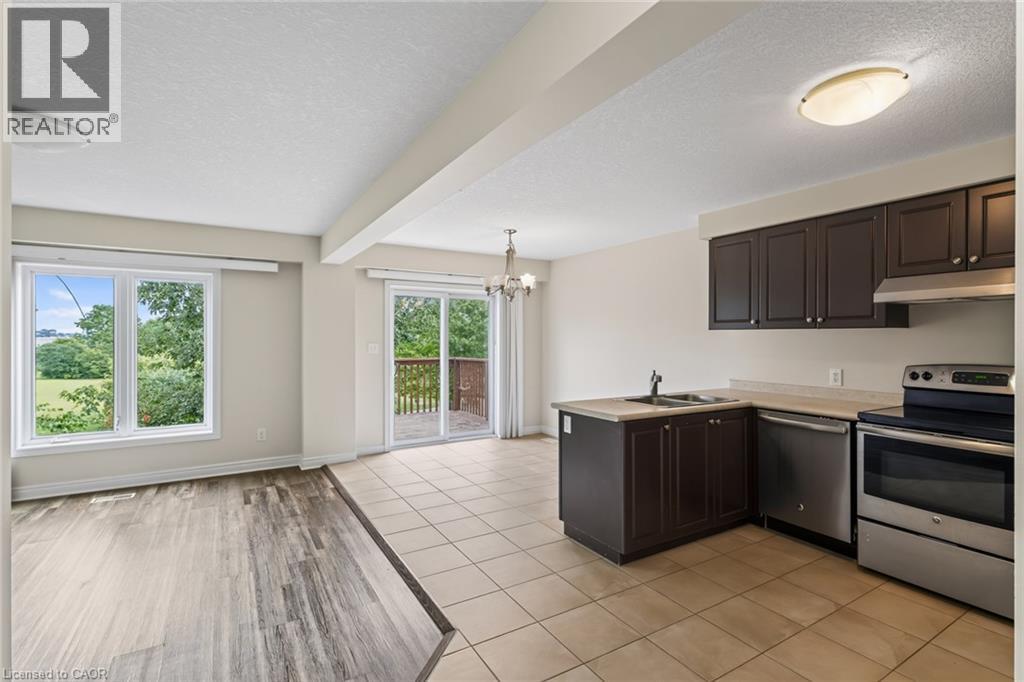 571 Champlain Avenue, Woodstock, Ontario  N4V 0A6 - Photo 8 - 40842673