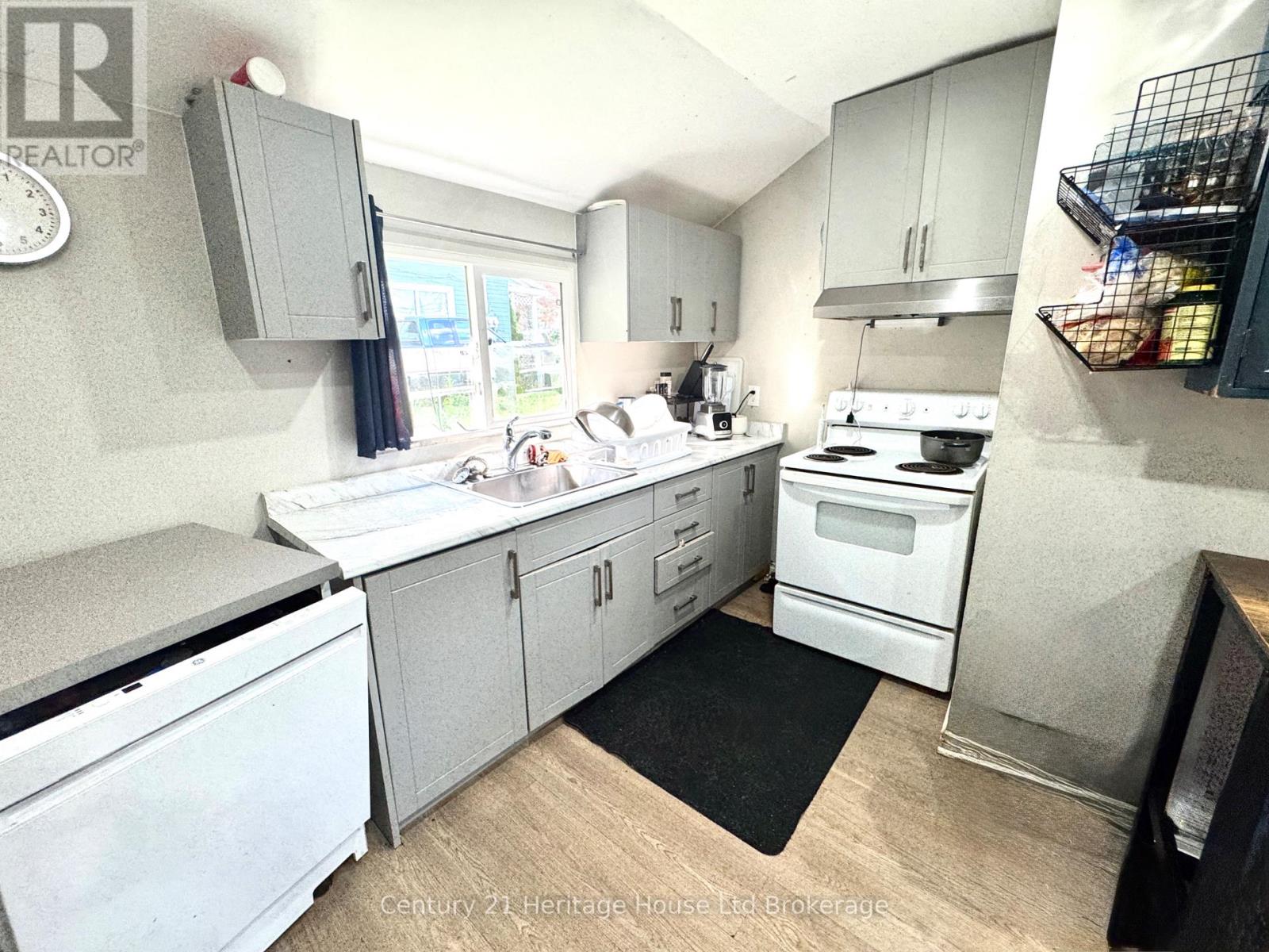 159 John Street, Ingersoll, Ontario  N5C 3G1 - Photo 12 - X13707630
