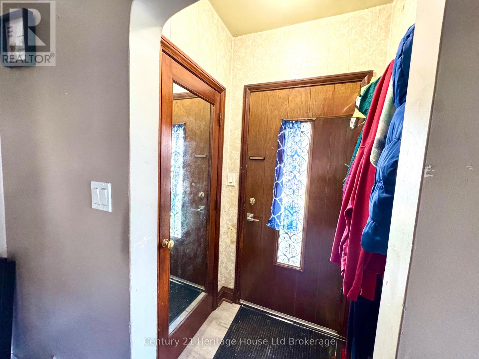 159 John Street, Ingersoll, Ontario  N5C 3G1 - Photo 3 - X13707630