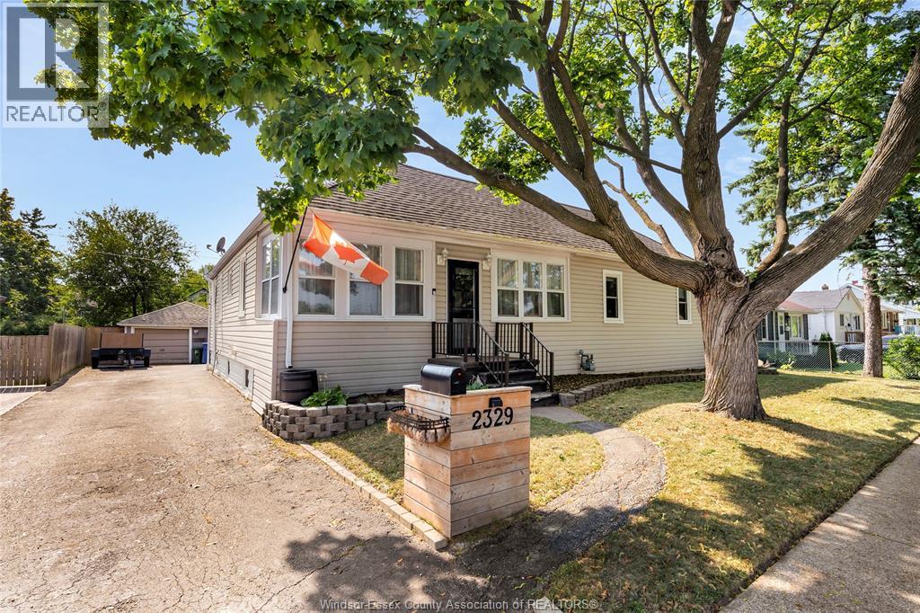 2329 MEIGHEN ROAD, Windsor, Ontario