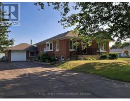 19 CENTRE STREET, Bluewater, Ontario
