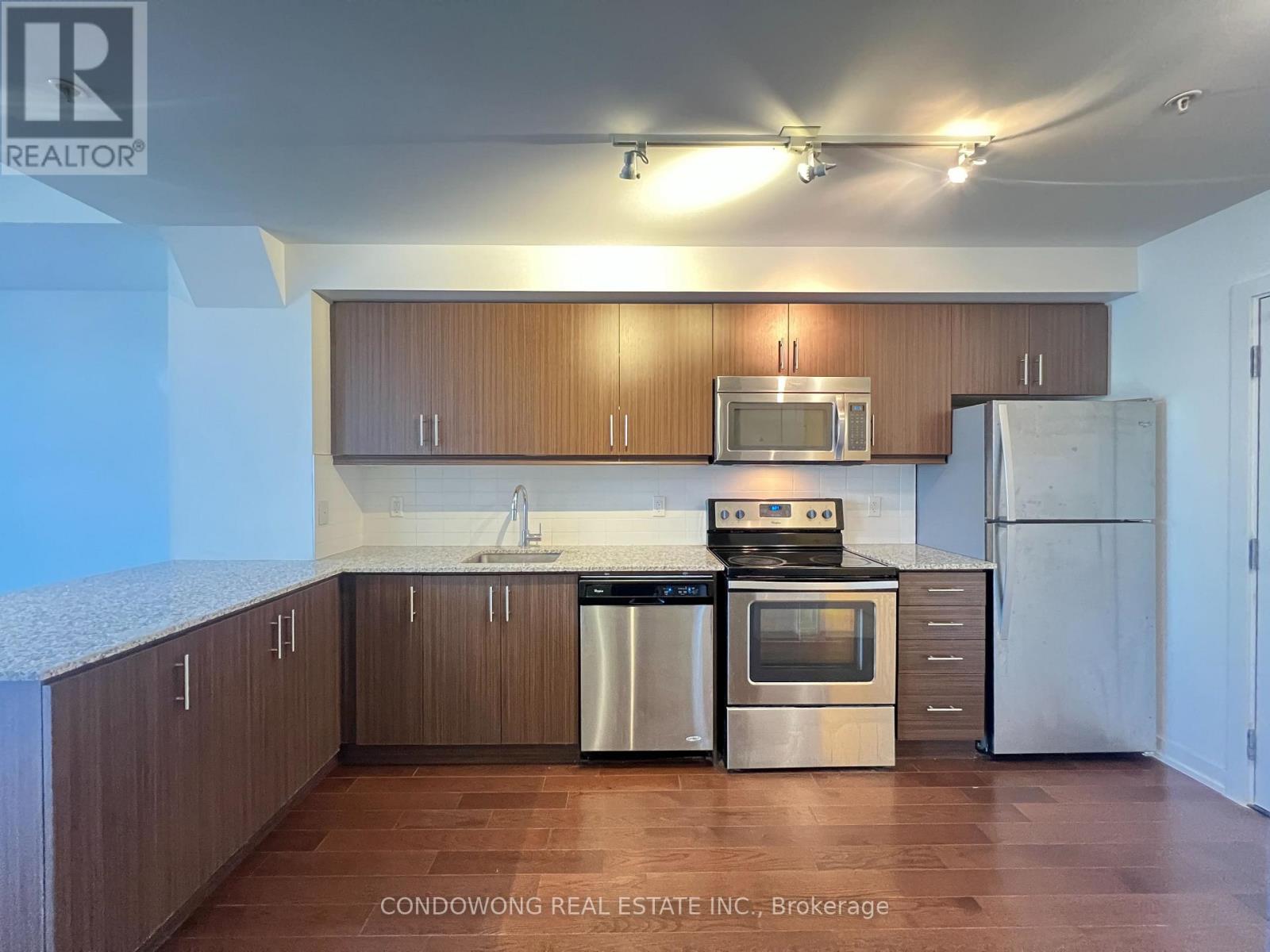 1012 - 10 Willison Square, Toronto, Ontario  M5T 0A8 - Photo 2 - C13707510