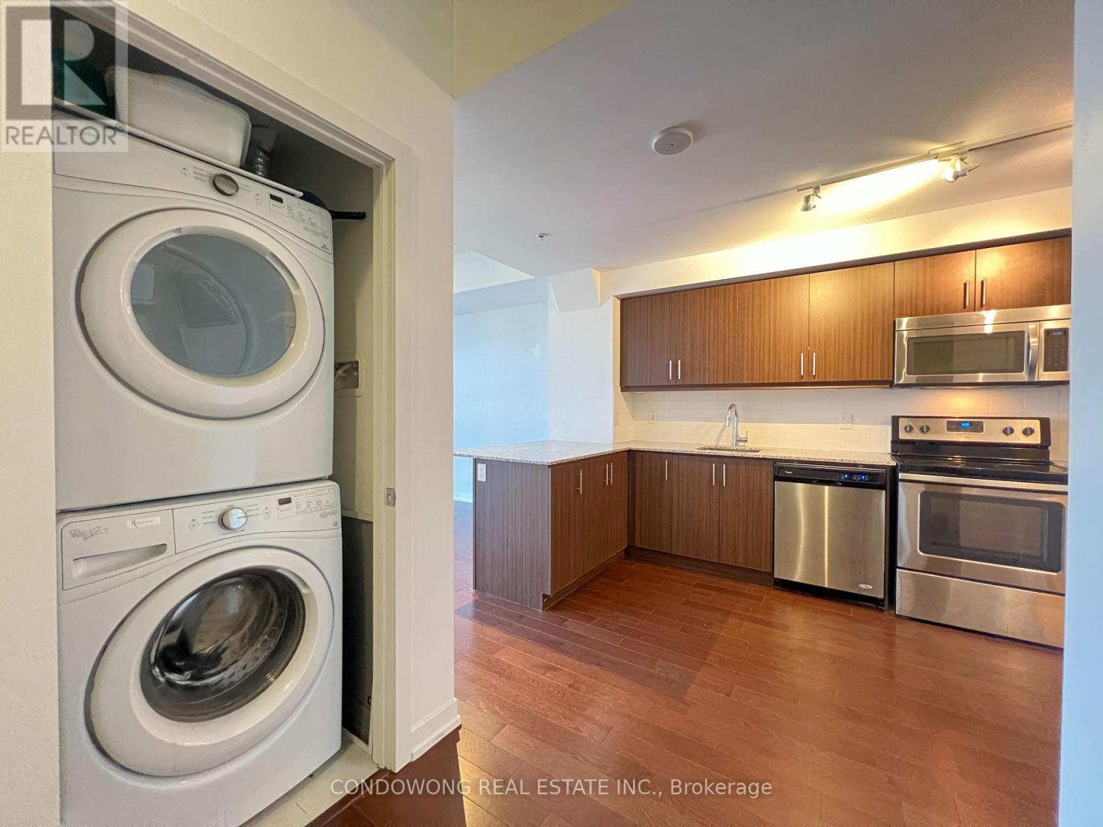 1012 - 10 Willison Square, Toronto, Ontario  M5T 0A8 - Photo 8 - C13707510
